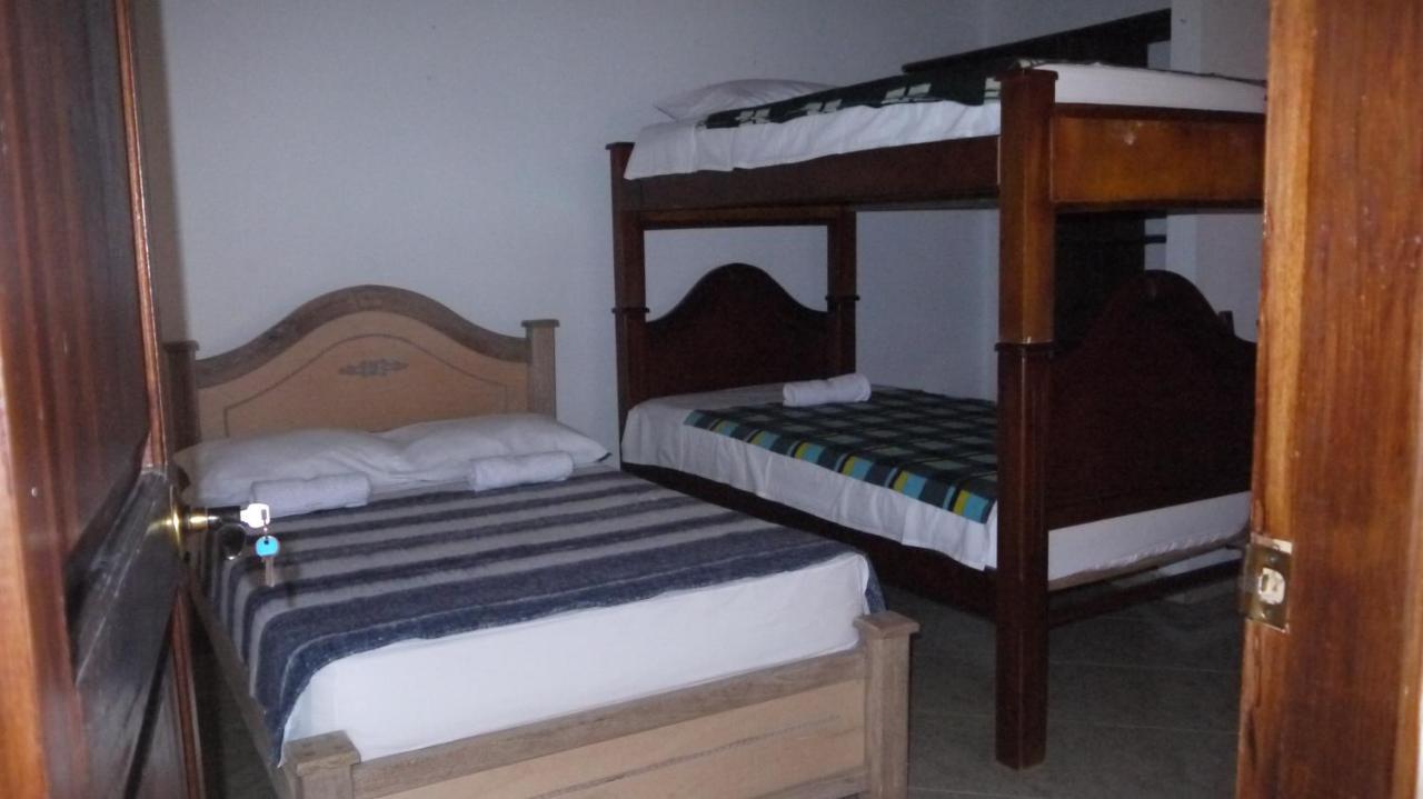 Hostal Naty Luna Хардін Екстер'єр фото