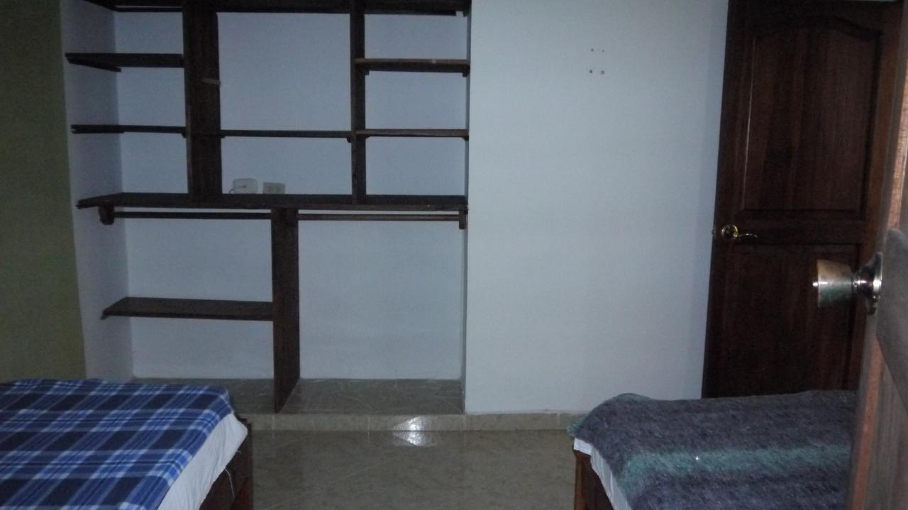 Hostal Naty Luna Хардін Екстер'єр фото